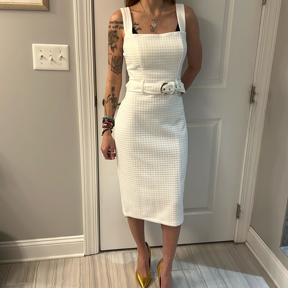 Premier Amor white waffle fabric sleeveless midi dress with gold buckle belt